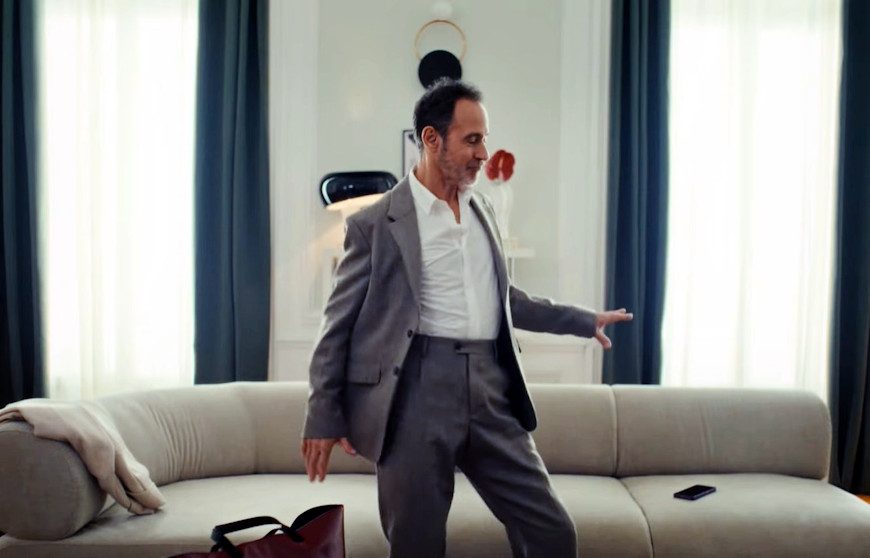 Afflelou débute sa nouvelle campagne Incognito AI