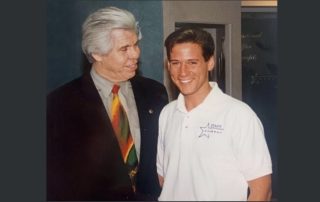 Le CEO de Starkey fête ses 30 ans dans l’entreprise