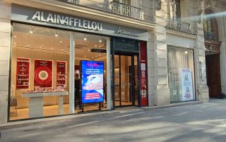 Le nouveau concept Alain Afflelou Acousticien veut rendre les aides auditives désirables