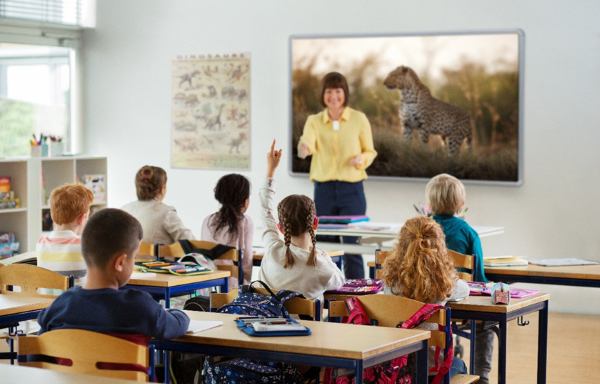 Oticon présente son nouveau micro distant pour salle de classe : EduMic